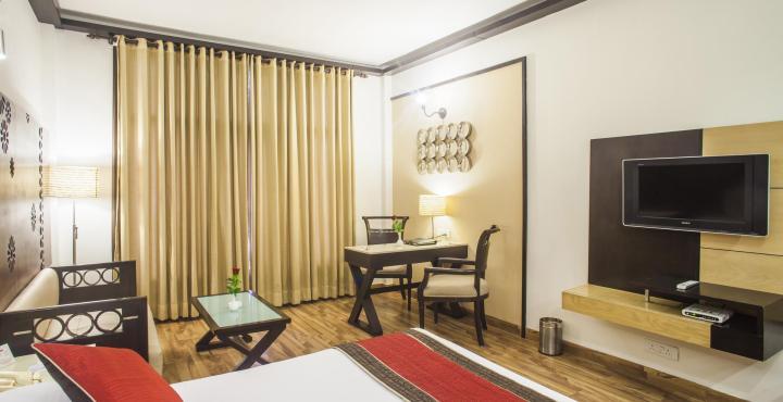 לודהיאנה Hotel Maharaja Regency מראה חיצוני תמונה