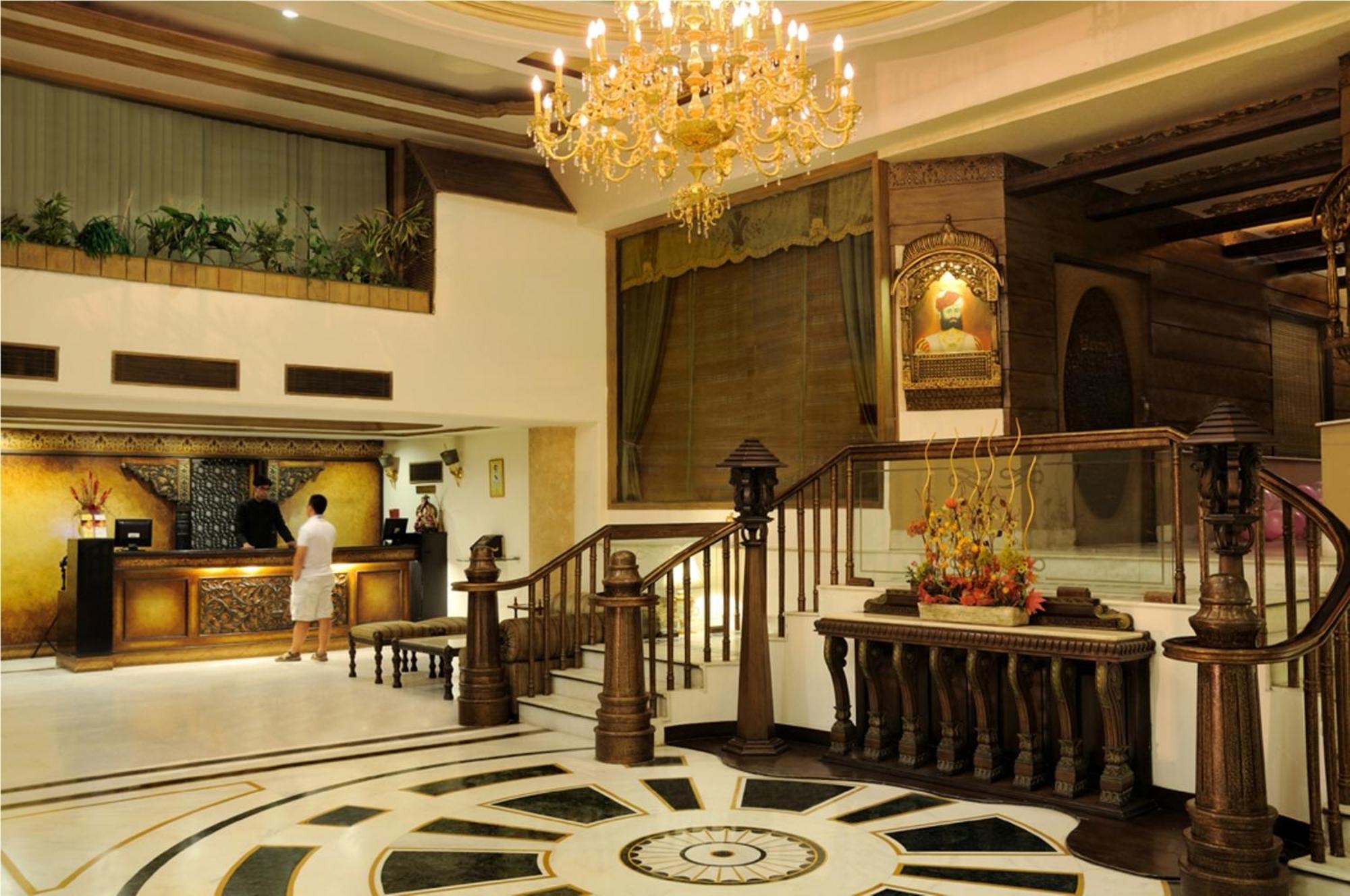 לודהיאנה Hotel Maharaja Regency מראה חיצוני תמונה